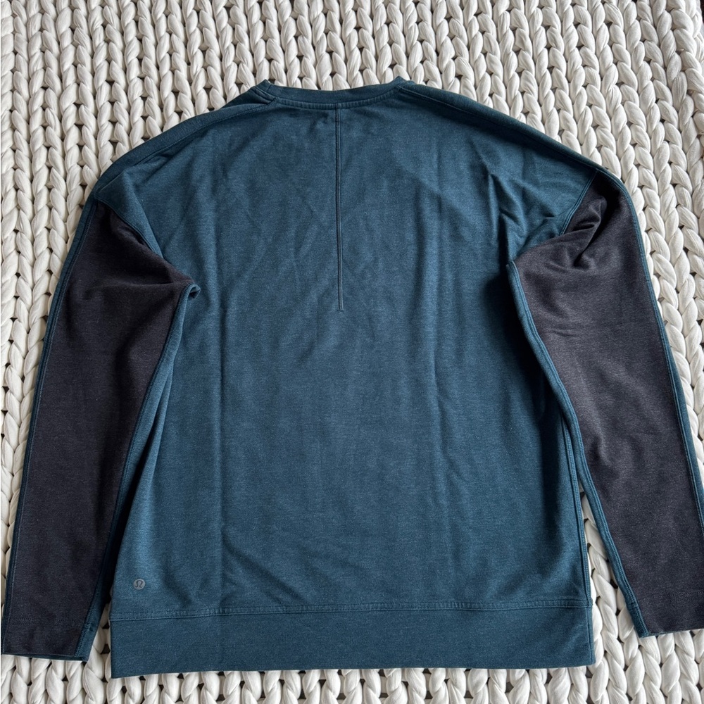 Lululemon Pave Crew Alberta Lake Size Large NWOT - Picture 3 of 8
